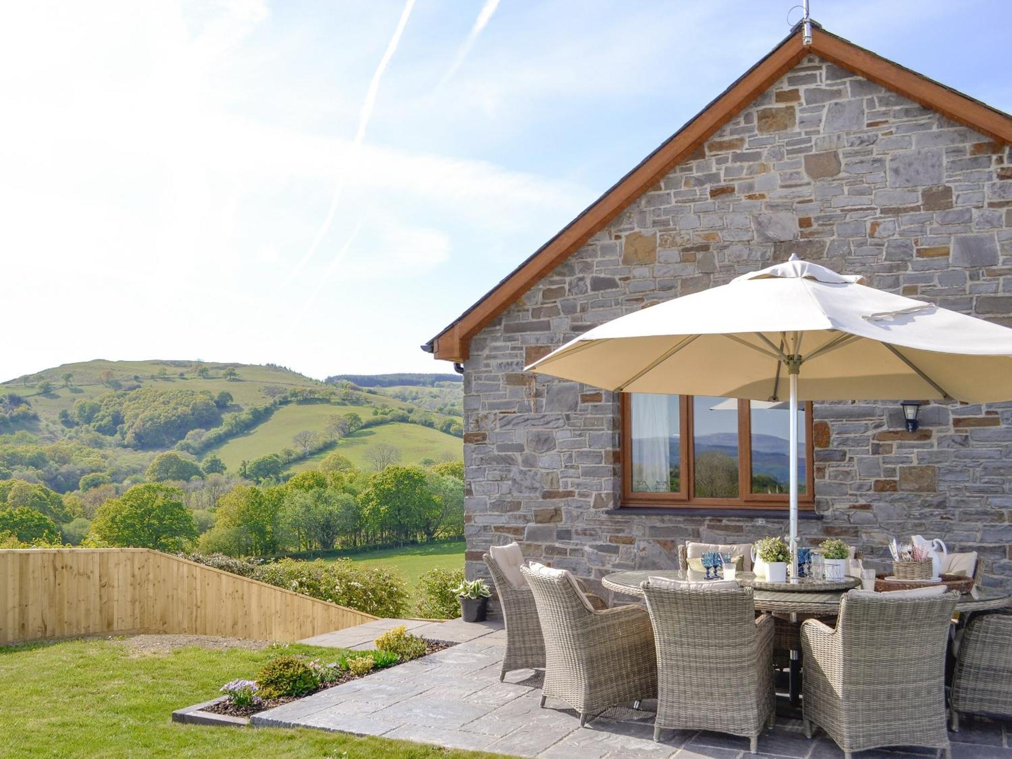 Maes Y Bryn Farmhouse Llanwrda Exteriör bild